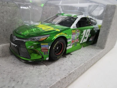 Carl Edwards Toyota 1:24 Diecast Racing Cars for sale | eBay