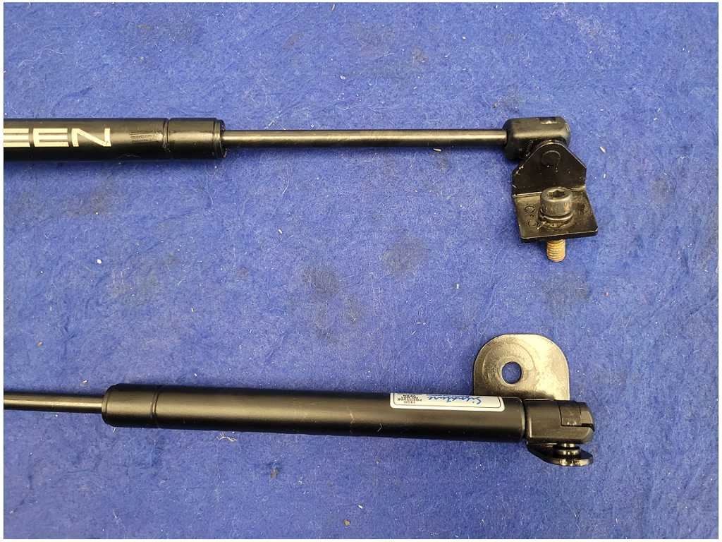 Ford GT 2015-2023 Front Left, right Engine lid hinges Pair
