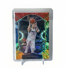 Panini 2020-21 Select Concourse Luka Dončić Dallas Mavericks RWO Shimmer #15
