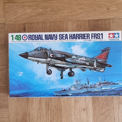 Tamiya Royal Navy Sea Harrier FRS.1 1:48 Flugzeugbausatz Kunststoff 61026