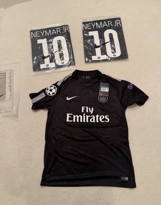 Black and white PSG 2017/18 Neymar Jr 10 football shirt size large