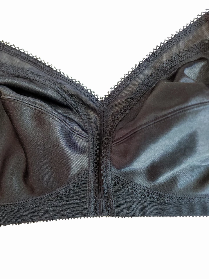 Sujetador Underscore 40C Negro Inalámbrico Camiseta Floral Encaje Malla Cojín Correa Cono Foto 4 de 4