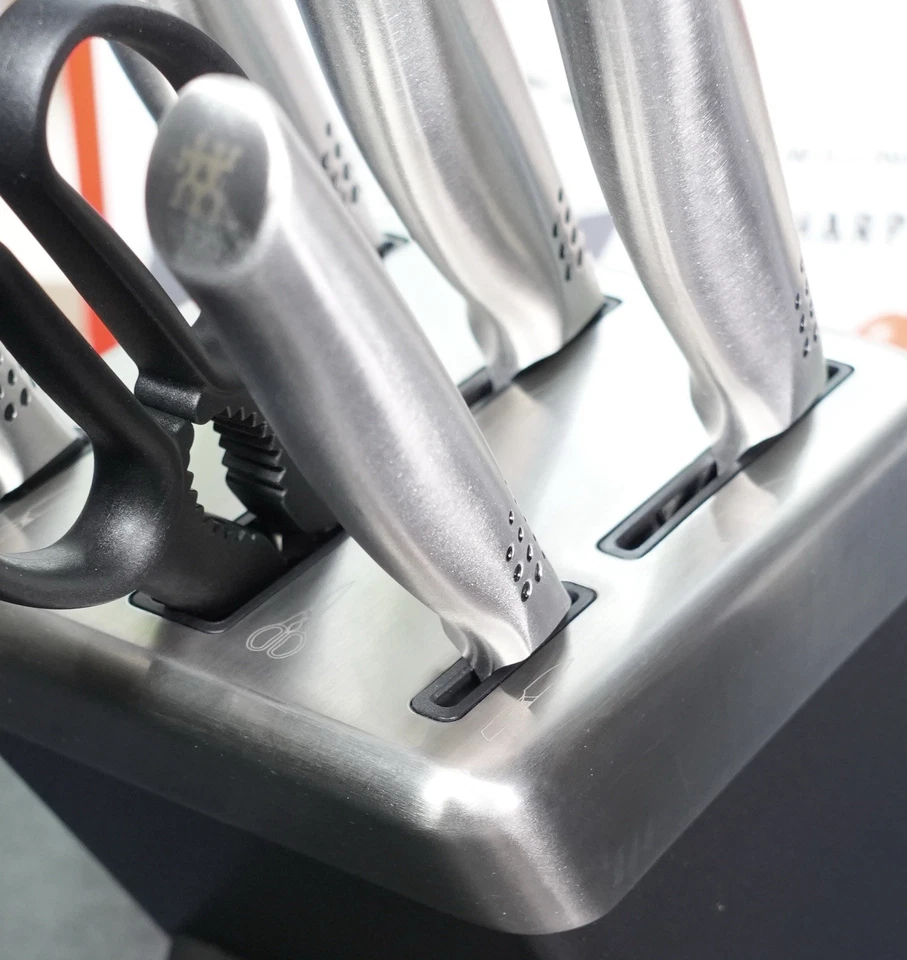 Zwilling, selbstschärfender Messerblock „Profile“ mit 5 Messern u. Schere -Neu- - Bild 2 von 4