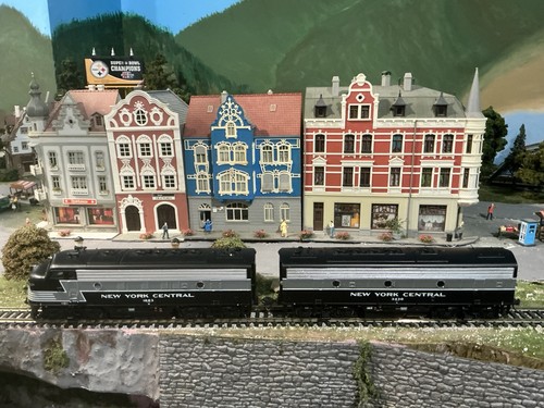 Juego locomotora Athearn New York Central F7a/b escala 8020 HO CC | Zustand: Used