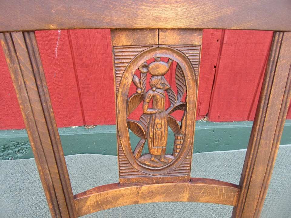 Antigua silla de madera tallada HECHA EN FRANCIA elegante con detalles laterales Foto 4 de 4