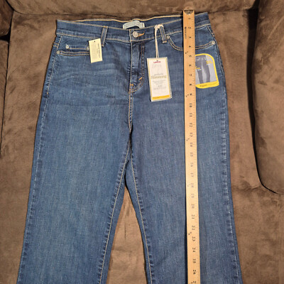 NWT LEVIS 512 PERFECTLY SLIMMING JEANS BOOTCUT WITH STUDDED BACK POCKET 14 MED
