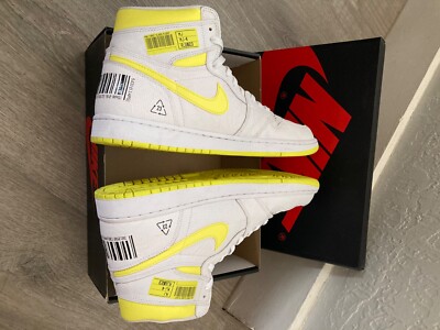 Size 12 - Jordan 1 Retro High OG First Class Flight 2019  display picture 1