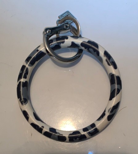 Oventure Big O Key Ring Bracelet Keychain Wristlet Animal Cheetah Print Brown - Picture 2 of 2