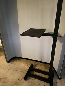 adj speaker stands