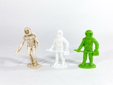 Lot Of 3 Vintage Plastic Figures Incl. Tim Mee Galaxy Laser Team Green White