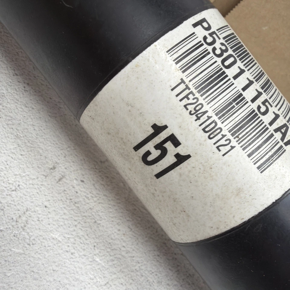 Eje de transmisión delantero Dodge Durango SRT Hellcat 2021-2025 OEM MOPAR 53011150AB Foto 4 de 4