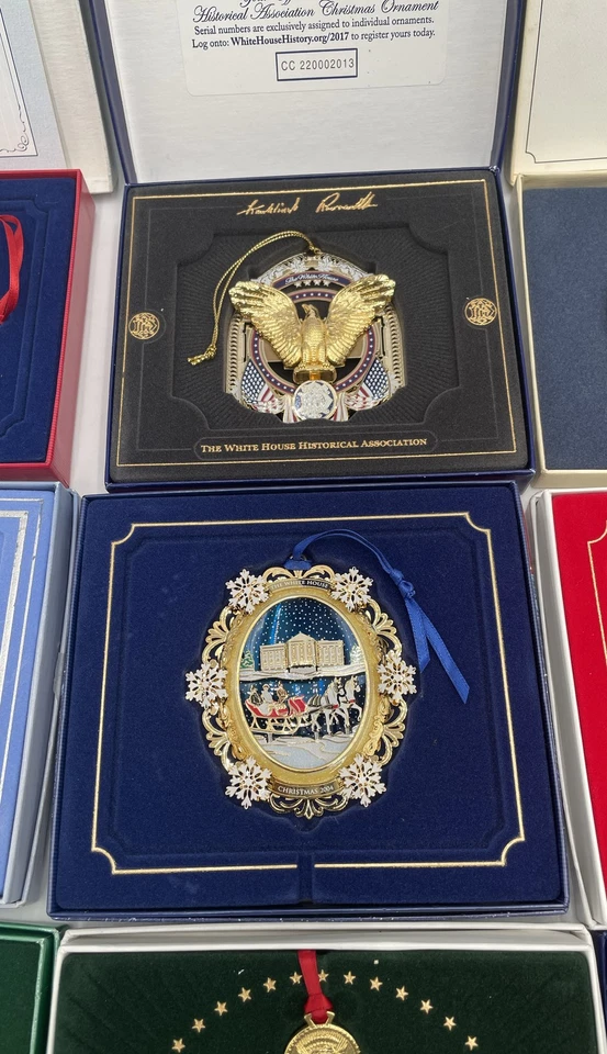 Casa Blanca Adorno Navidad Años 1991-2014 Con Cajas Conjunto Histórico Lote 12 Foto 3 de 4