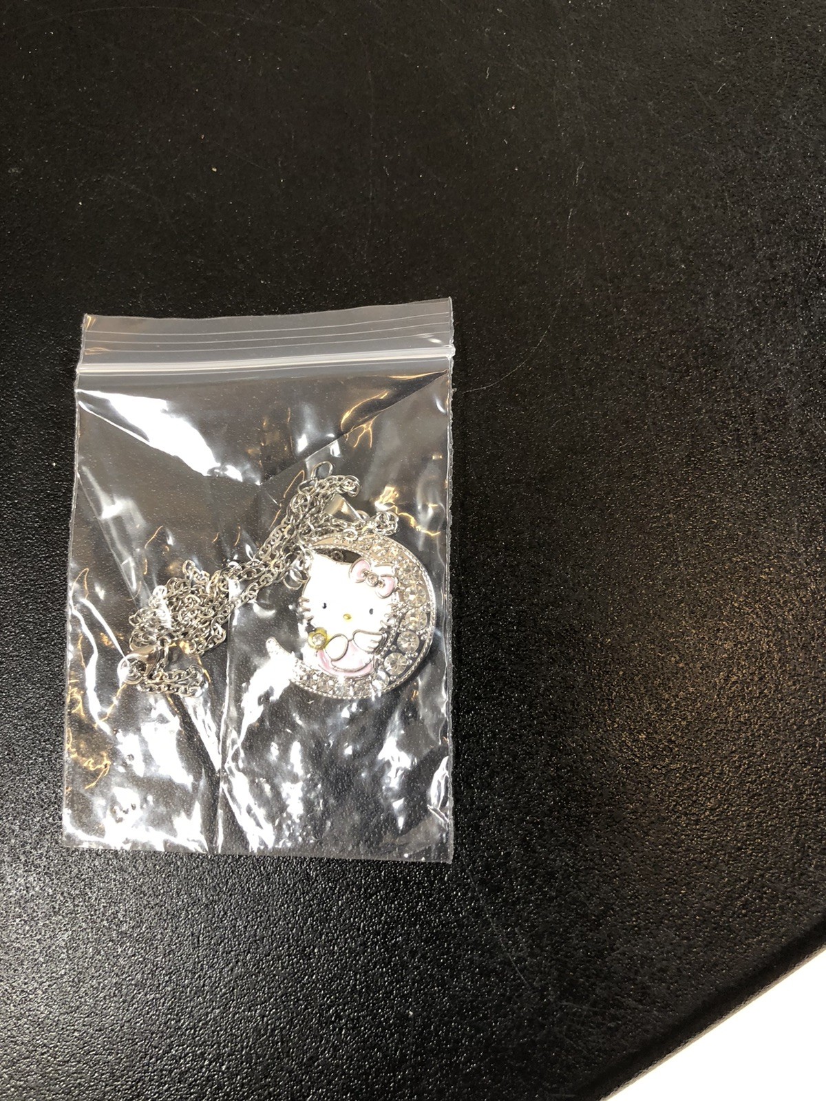 Lovely Cute Hello kitty On the Moon Pendant Necklace Little Girl's Jewelry Gift