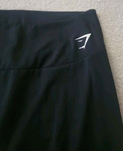 Ladies Gymshark Capri Length Black Leggings Size Medium -Cut Tag Women's - Picture 2 of 3