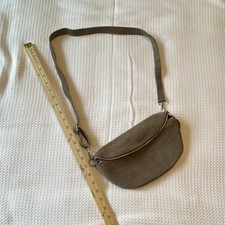 Borse in Pelle Brown Crescent Shoulder Bag with Zipper Medium