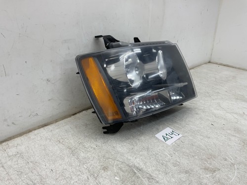 2007 2008 2009 2010 2011-2014 Chevrolet Tahoe Passenger Halogen Headlight OEM - Picture 2 of 8