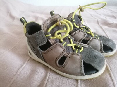 ECCO Sandalen für Jungen Größe 21 Farbe Oliv Grün