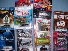 MIXED LOT OF 11 DIE CAST 1:64 NIP