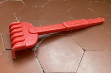Classic Sand and Play children toy beach kids heavy duty RAKE red Mondo 28cm