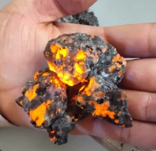 3PCS Rough Yooperlite UV Fluorescent Emberlite Glowing Fire Rocks Chunks Stone