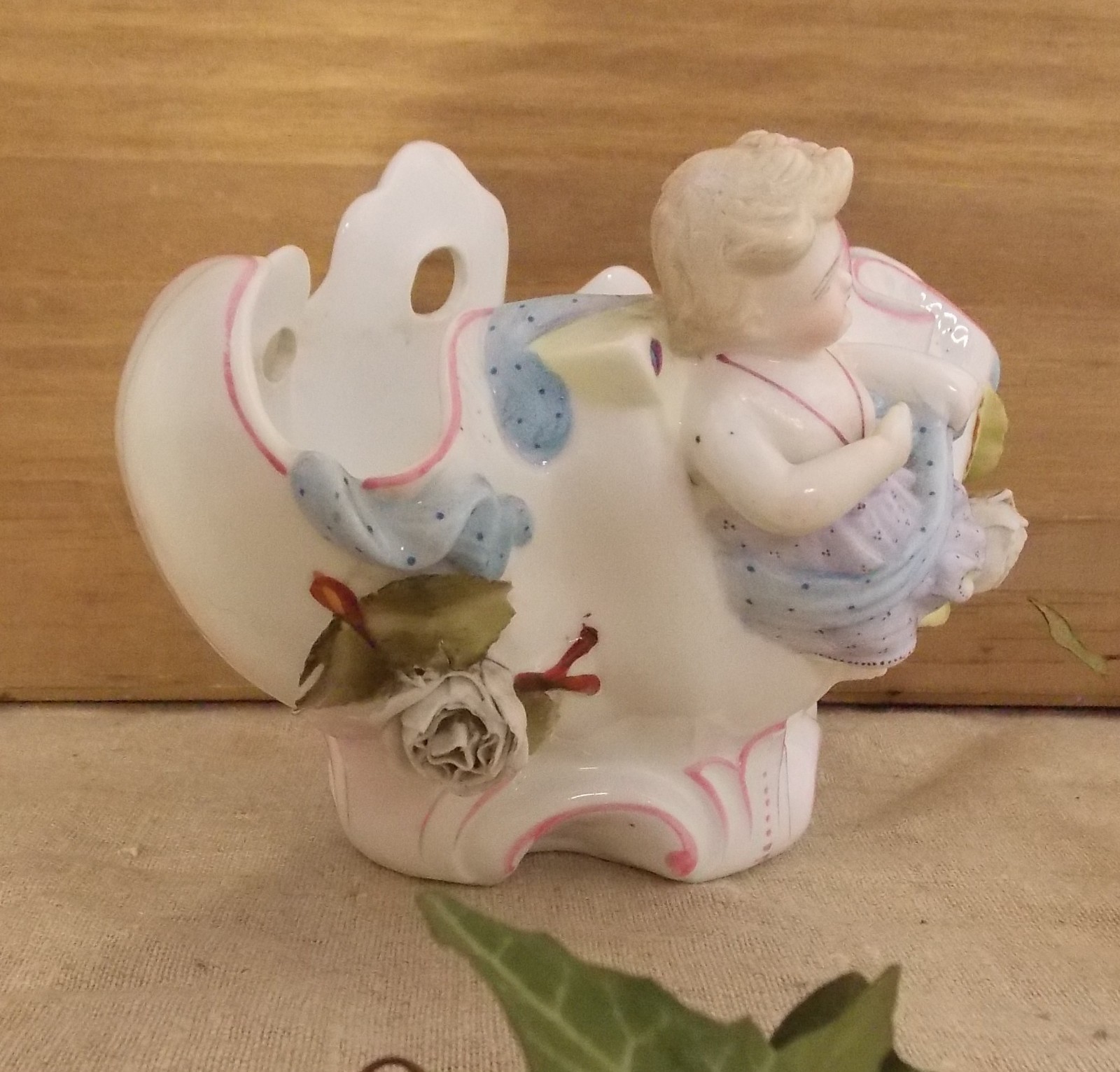 Figurine bébé teckel porcelaine Capodimonte Baby und Dackel | Kaufen auf