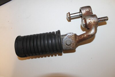 1980 - 1983 Suzuki GS750 GS 750 Right Foot Peg & Bracket 43510
