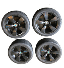 1998 Bmw 528i Wheel Rim And Tire Assembly Set 4 Pieces 23545zr17 Oem 1998 Bmw 528i Wheel Rim And Tire Assembly Set 4 Pieces 23545zr17 Oem