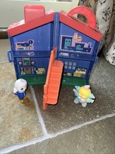 Moon & Me Take And Go House & 2 Character Figure Clown Moon Hasbro 2018 CBeebies