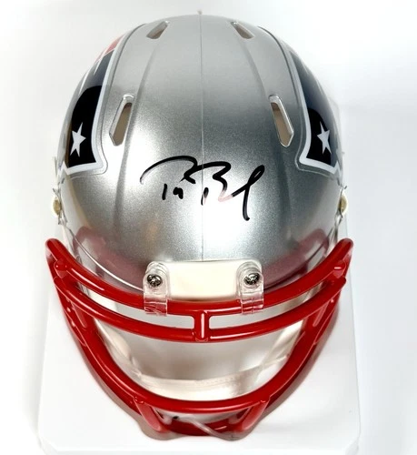 Tom Brady PSA/DNA Autographed New England Patriots Mini Helmet