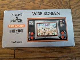 NINTENDO GAME AND & WATCH Fire Attack w/ BOX & Manual Booklet 1982 JAPAN