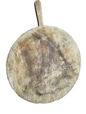 Tablero de pizza de pan redondo primitivo de madera de gran tamaño de colección con mango exhibición de alimentos 27x21