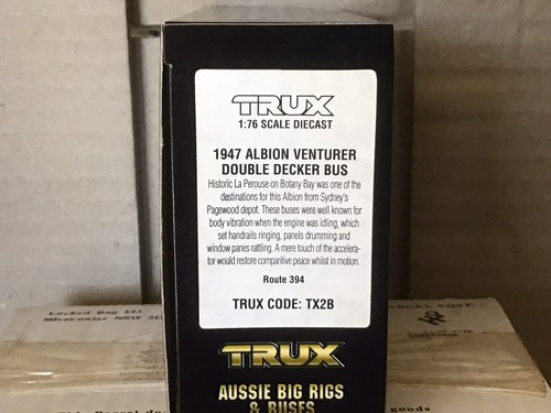 Trax TX2B 1947 Albion D/D Bus “La Perouse” No.334 Scale 1:76 - Picture 2 of 11