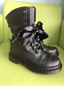 aimilita dr martens uk