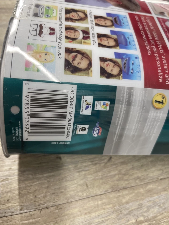 Logitech QuickCam Orbit MP Webcam Motorized w/ Earphones 961422-0403 New - Image 3 of 4