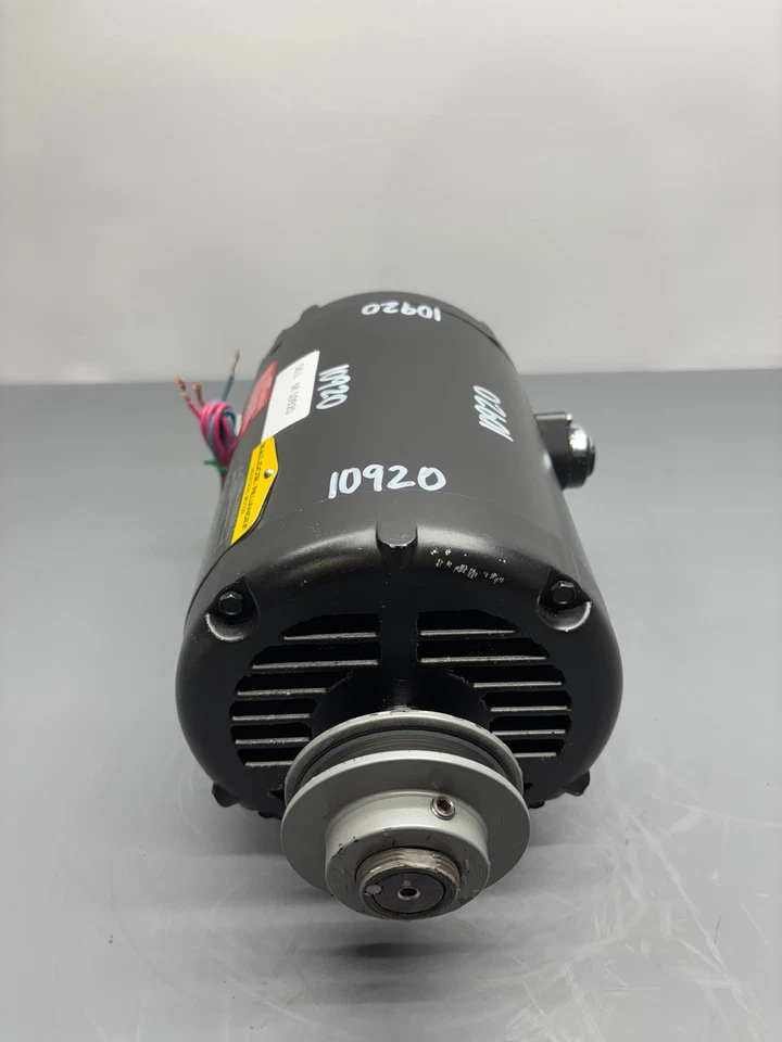 Baldor / 35V861-1261G1 / HP 1.5 / V 208-230-460 / Motor eléctrico Foto 2 de 4