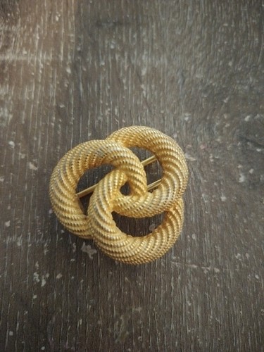 Celtic Triquetra Trinity Knot Brooch Pin - 第 1/4 張圖片