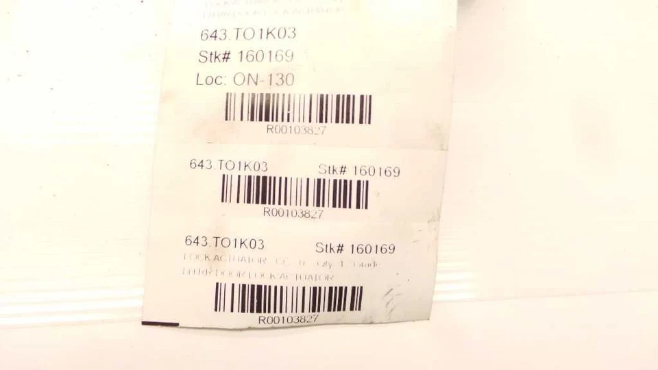 Toyota Matrix 2003 lado del conductor cerradura puerta trasera conjunto actuador Foto 4 de 4