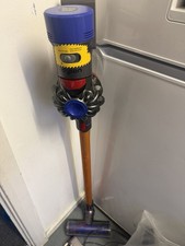 Dyson V8 Absolute Cordless Vacuum Cleaner - Silver/Yellow