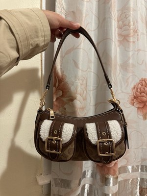 COACH Ashton CY658 Baguette Bag Signature Canvas Shoulder Bag for