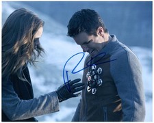 Robbie Amell Signed Autographed 8x10 Photo