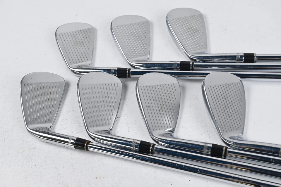 Wilson FG Tour V6 Irons / 4-PW / Stiff Flex Steel Shafts - Image 3 of 4