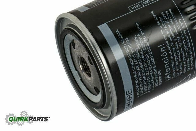 Подлинный масляный фильтр двигателя Volkswagen 1998-2005 Passat GLS 4 Motion 078-115-561-J - Изображение 4 из 4