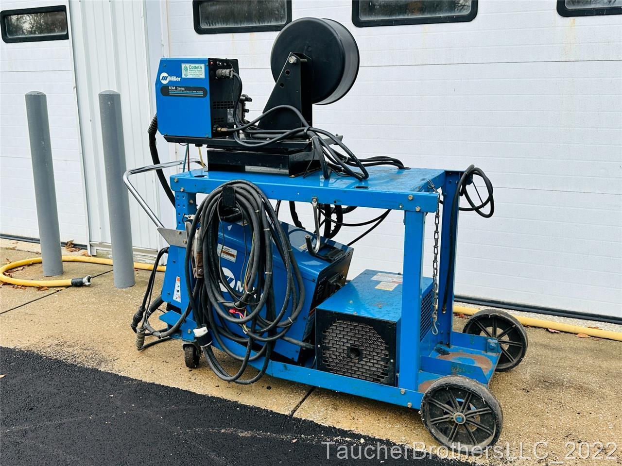 Miller 456 Invision Miller Invision 456P w/ MillerMatic S-64M Feeder & Miller 1A Cooling ...