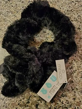 Black Elegant Faux Fur Pull Through Scarf New with Tags