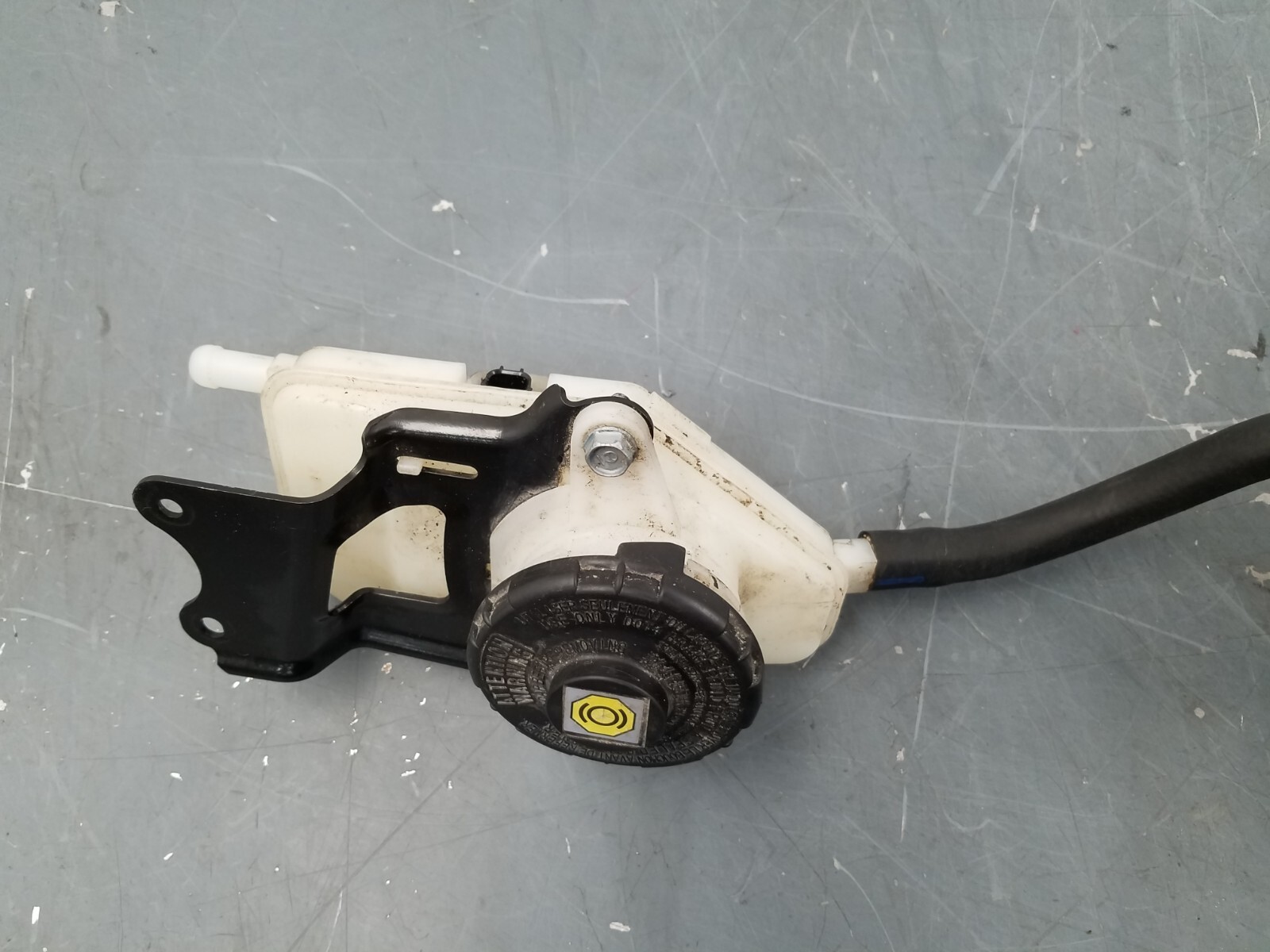 2021 Acura NSX Tandem Motor Cylinder Set  / Reservoir  #0029 V11