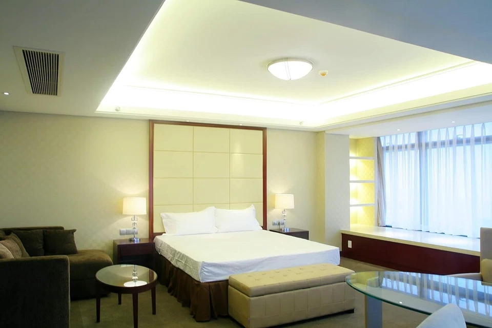 4Pack KX2000 E11 Light Bulb, T3 Frosted Mini Can Bulb, 20W, 200LM - Image 2 of 4