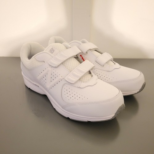 NEW BALANCE Women Sz 11 Walking Shoes 