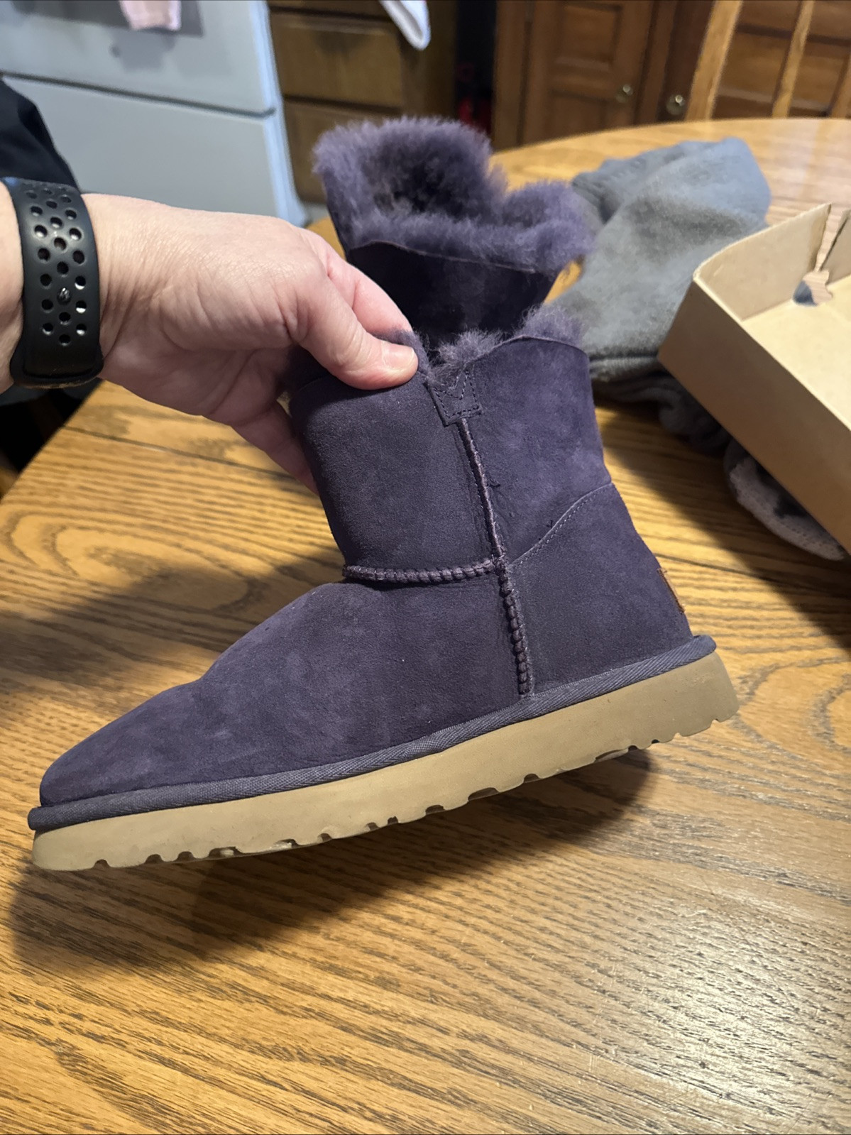 Women’s Ugg Bailey Button Mini Size 7 - image 6