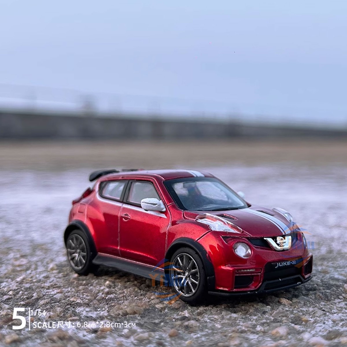 Modèle Réduit 1/64 Nissan JUKE-R 2.0 En Alliage - Camouflage - Modèle Rare Pour Collection - Neuf Sous Boîte