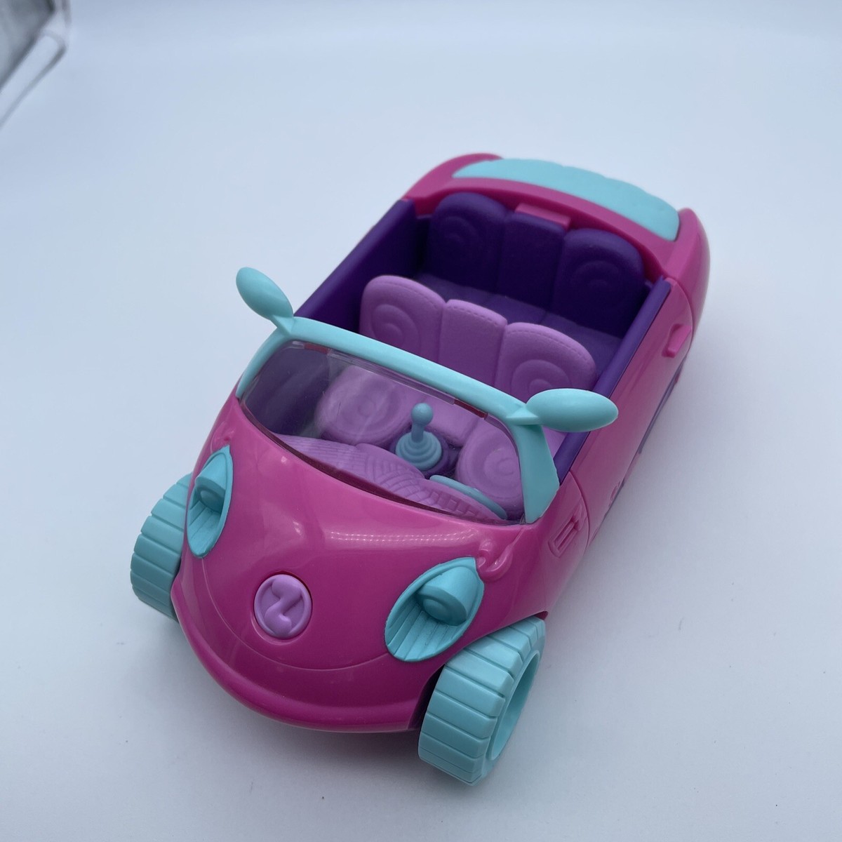 Zoobles Pink Family Day Car Magically Pops Open to Extend For